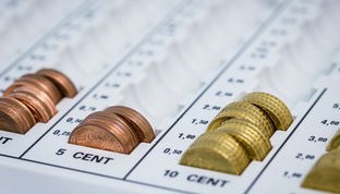 九游体育网页版-英超球队转播合同优化对中小俱乐部融资结构的推动，英超转播收入分配方案