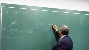 九游官网pc-体育教师教学满意度影响因素调研，体育课满意度调查问卷