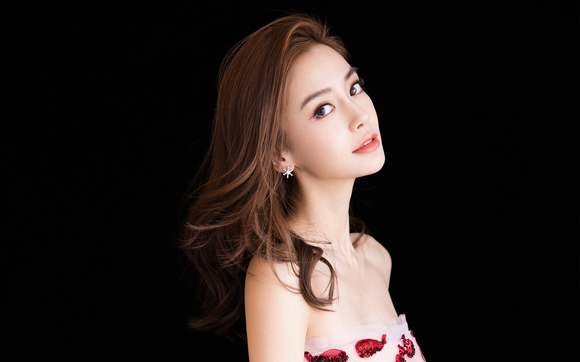 今年季后赛最“炫酷”的战术组合都有哪些？，最新季后赛战况