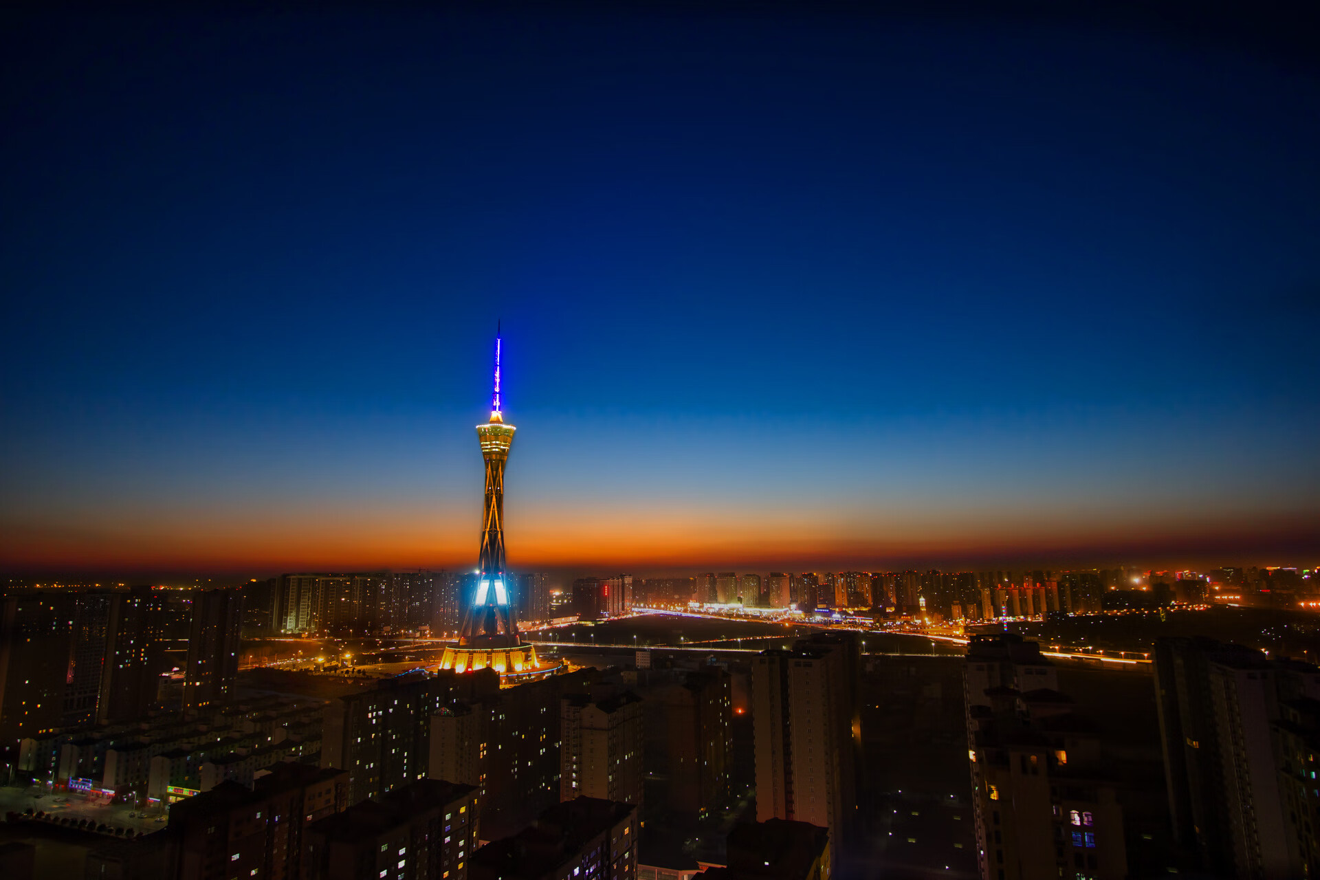 九游网页版官网-开拓者后卫利拉德四节分带队翻盘，开拓者会退役利拉德球衣吗