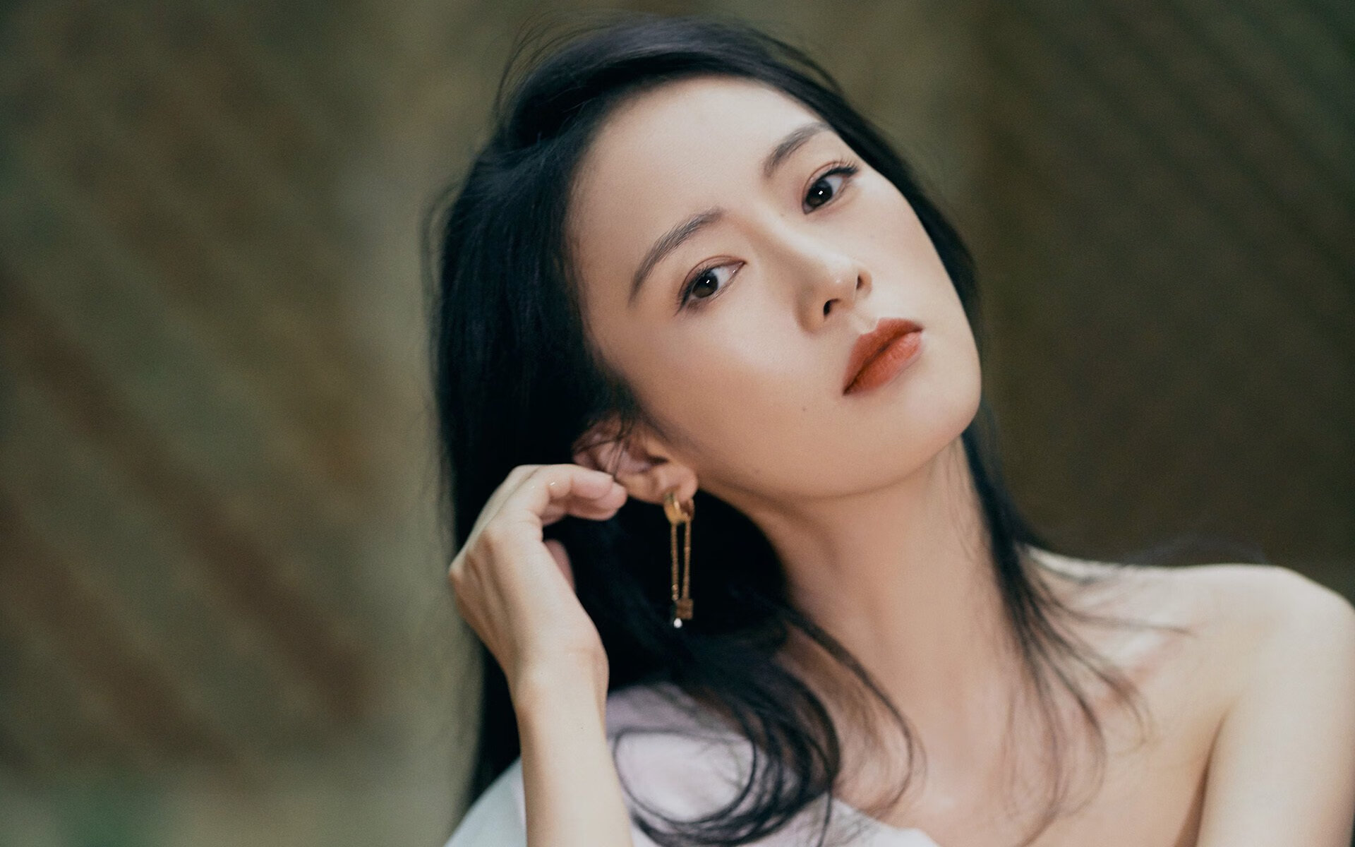 教练员资格考试引入实践操作评估，教练员实施驾驶操作训练的步骤是