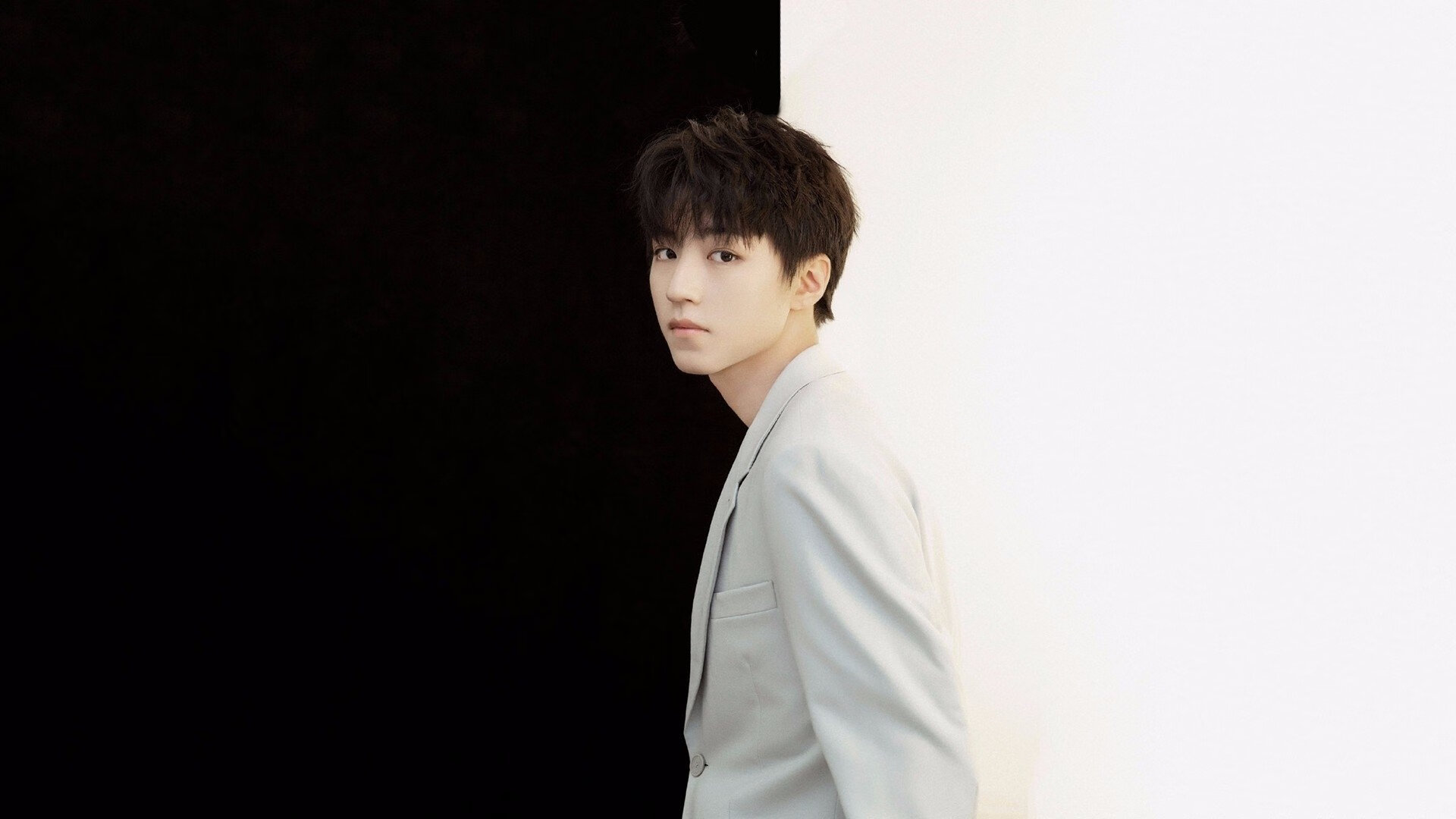 九游-地方球队建立双语教练团队为外援及本地球员提供支持，双语教师是什么意思