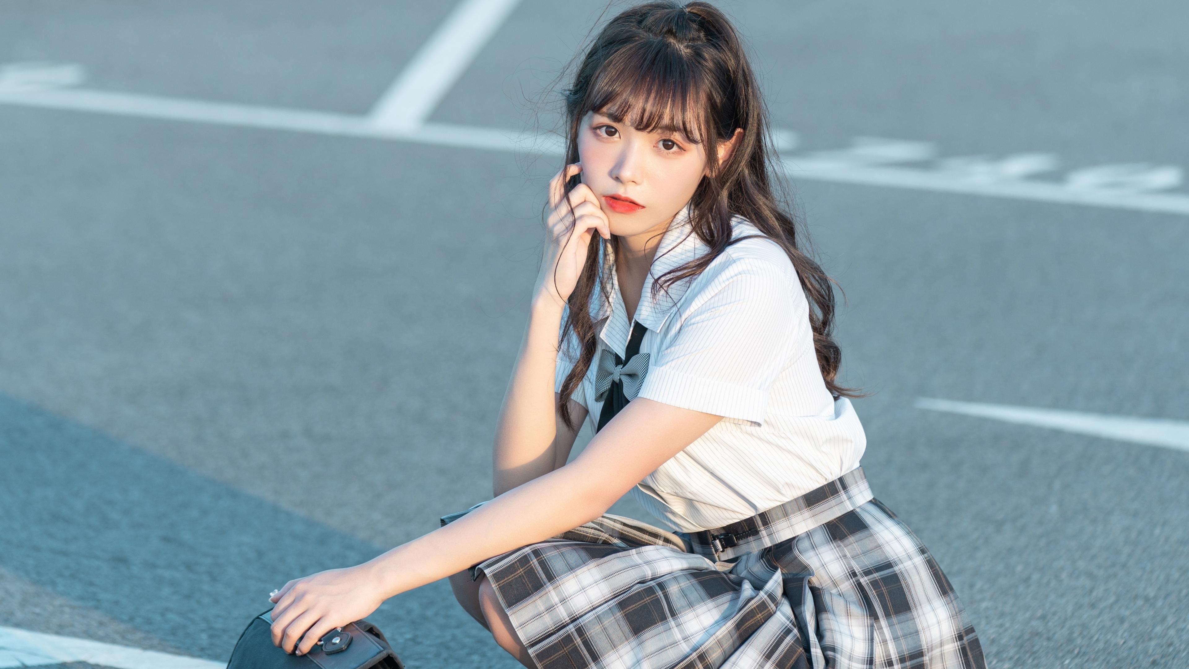 九游网页版官网-西甲激烈争夺：天王之战点燃全场激情，西甲榜首大战